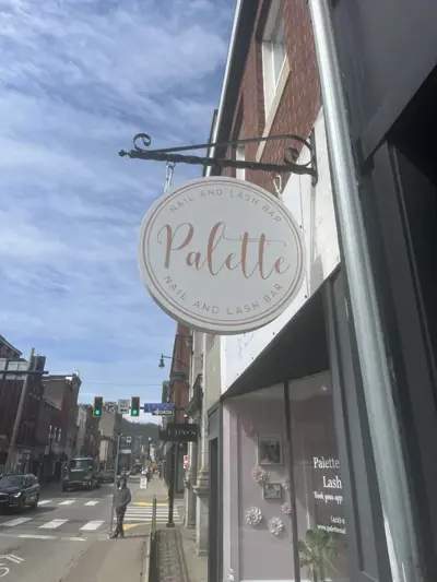 Custom Signs & Banners Photo